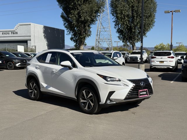 2021 Lexus NX 300h photo 3