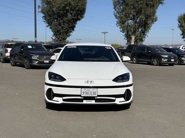 2025 Hyundai Ioniq 6 SE photo 2