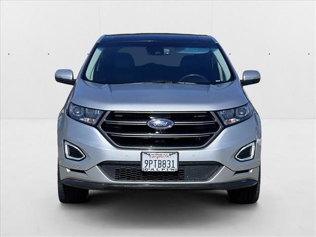 2016 Ford Edge Sport photo 2