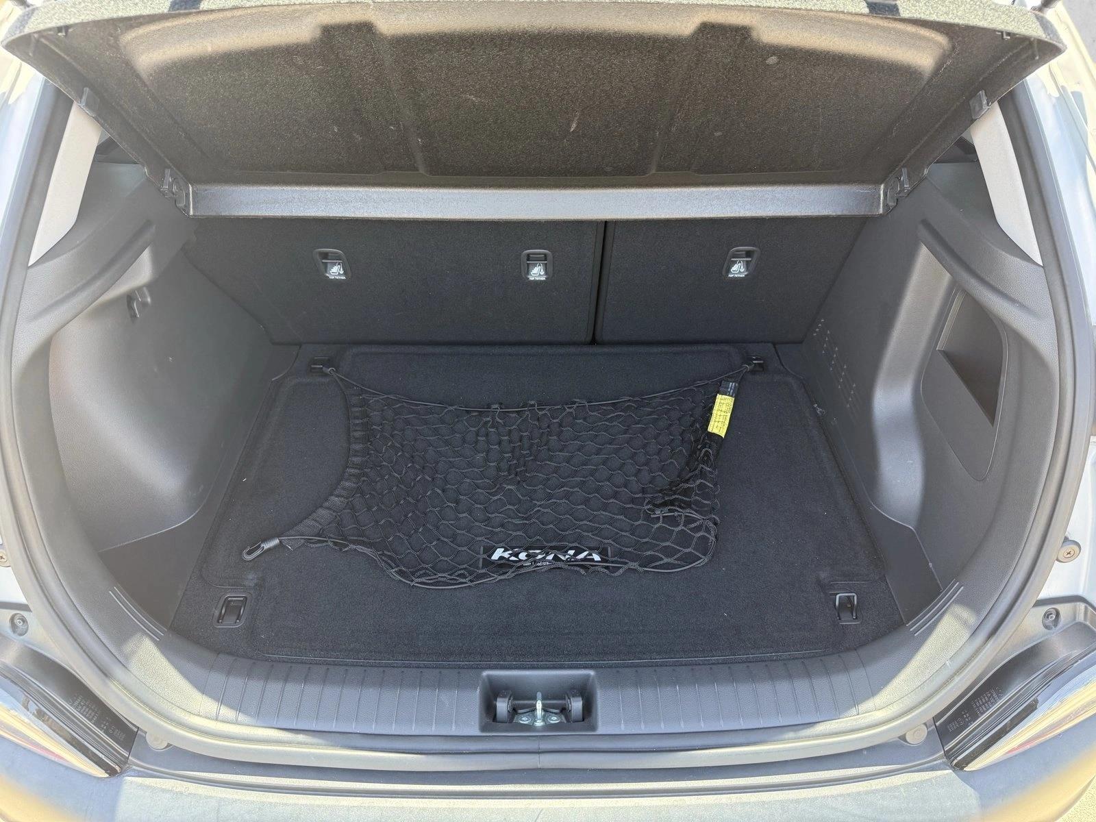 2023 Hyundai Kona SEL - Photo 17