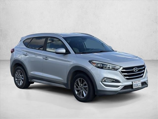 2018 Hyundai Tucson SEL photo 3