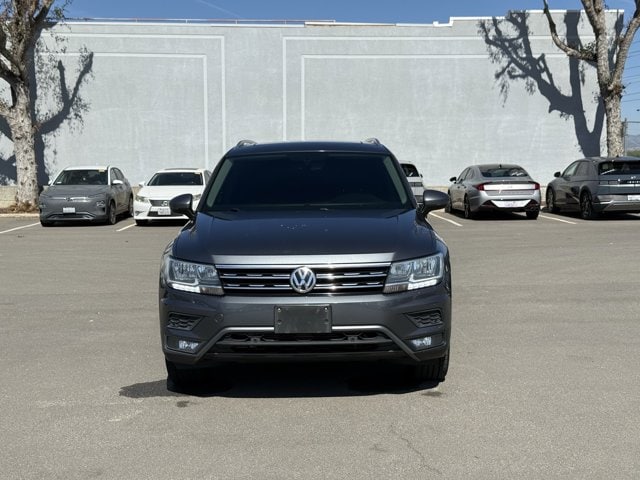2019 Volkswagen Tiguan 2.0T SEL photo 2