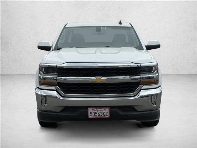 2018 Chevrolet Silverado 1500 LT w/1LT photo 2