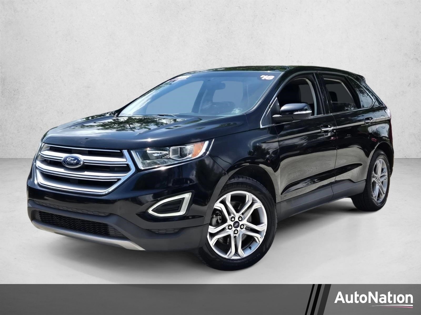 2018 Ford Edge Titanium's photo