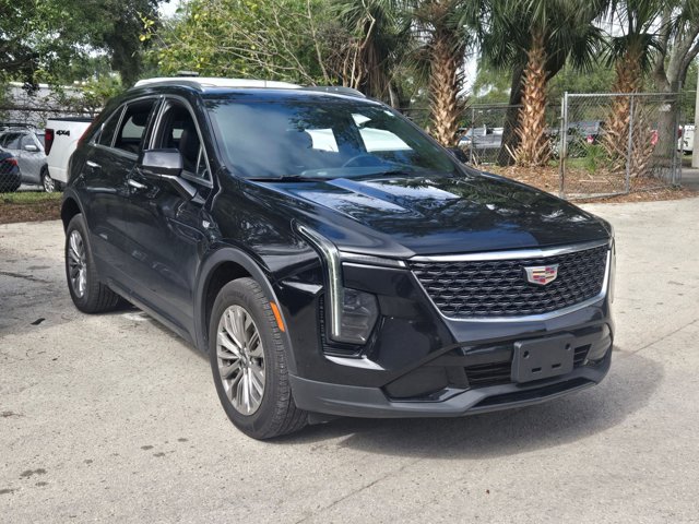 2024 Cadillac XT4 Premium Luxury photo 2