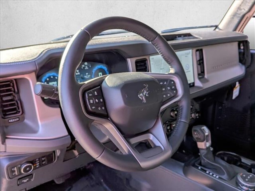 New 2025 Ford Bronco Outer Banks SUV