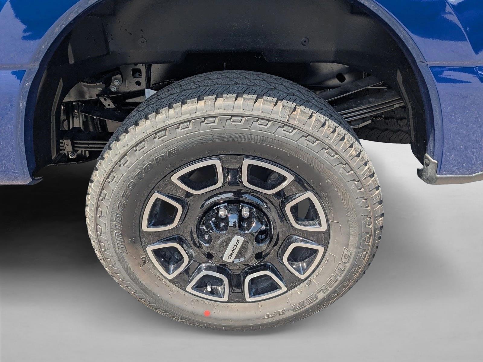 2026 Ford F-250 Super Duty Platinum - Photo 9