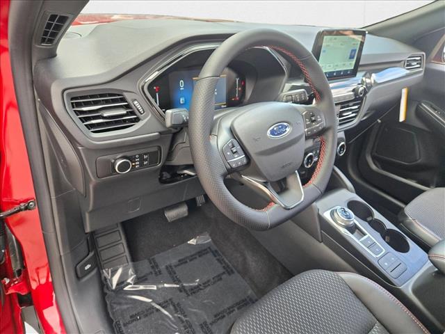 2025 Ford Escape ST-Line photo 3