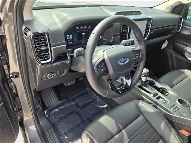 2025 Ford Ranger Lariat photo 3