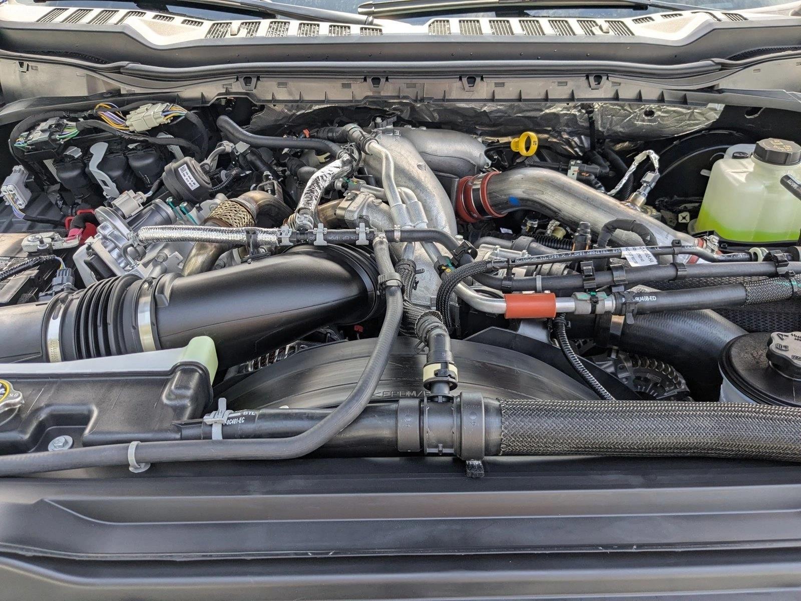 2026 Ford F-250 Super Duty Platinum - Photo 16