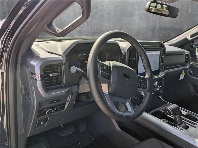 2025 Ford F-150 XLT photo 3