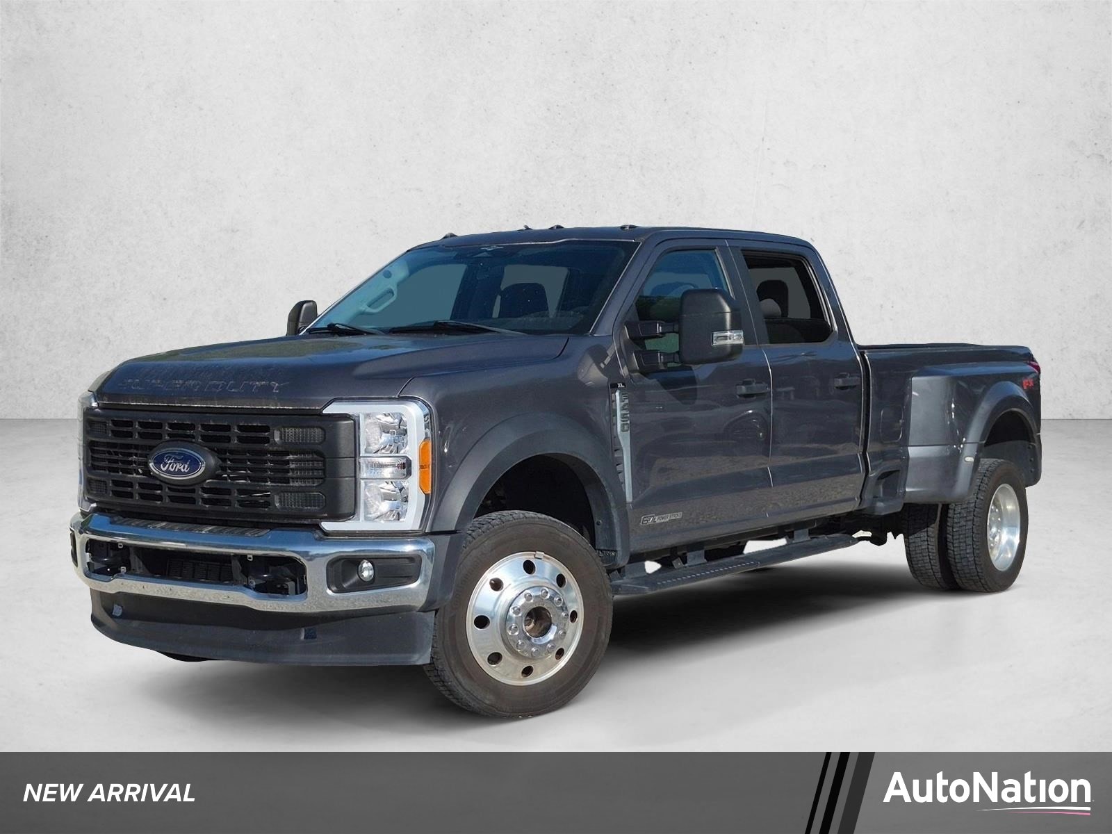 2023 Ford F-450 XL 4x4 Crew Cab 8' Box DRW's photo