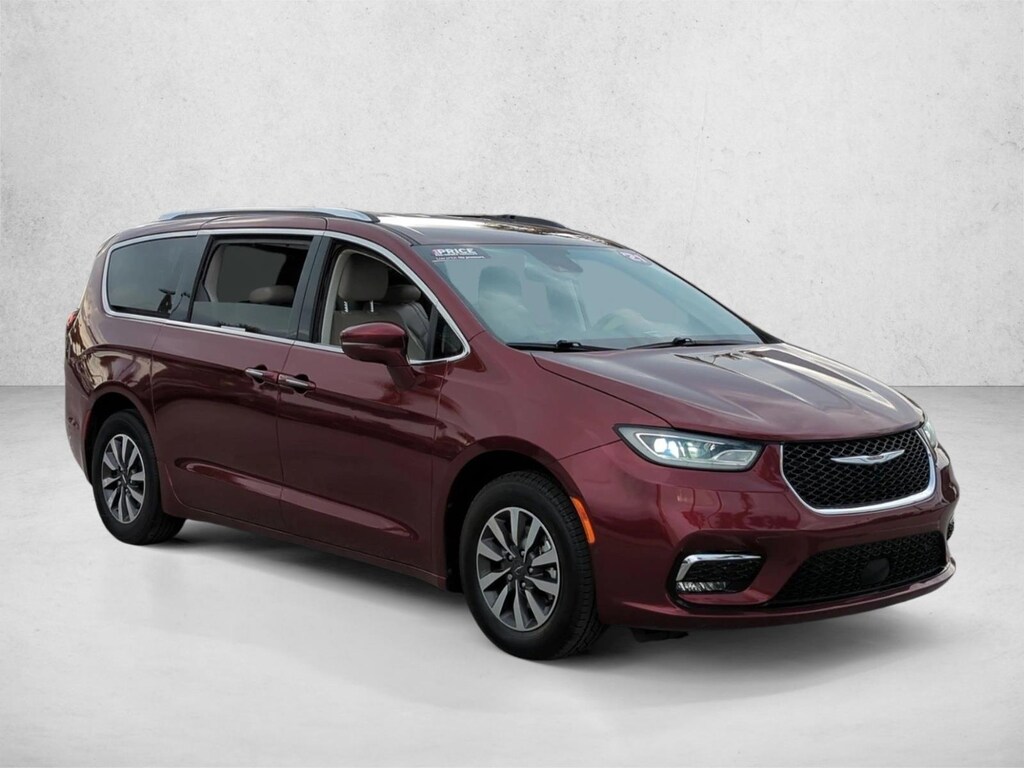 Used 2021 Chrysler Pacifica Touring L Van Passenger Van