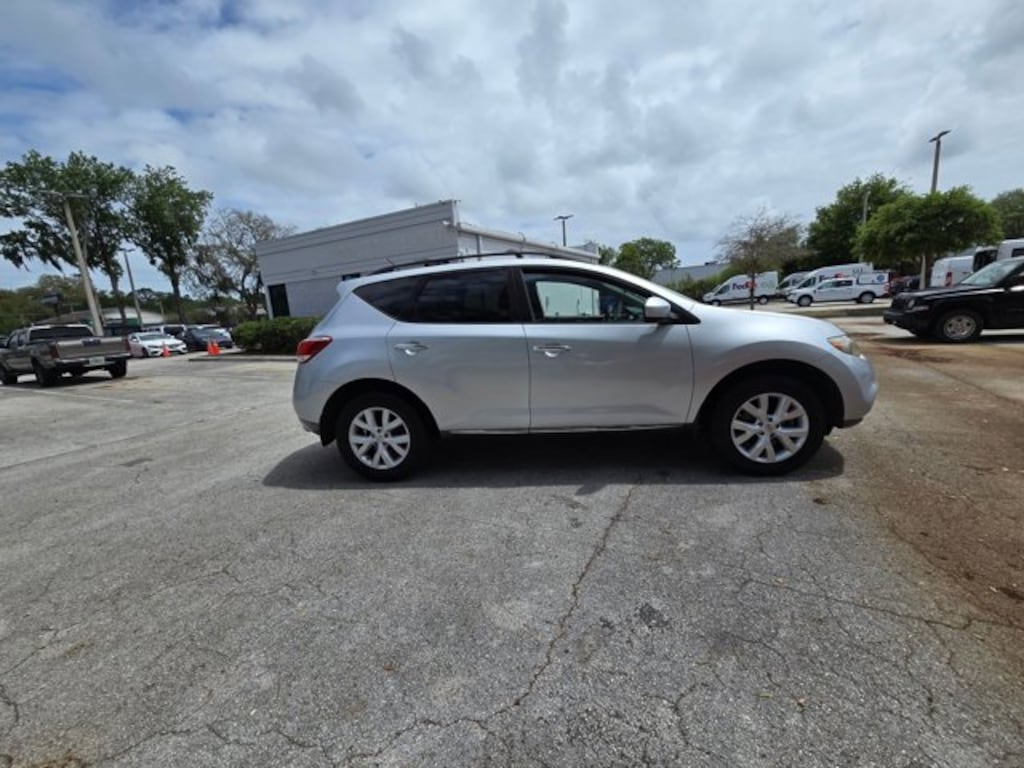 Used 2011 Nissan Murano SL SUV