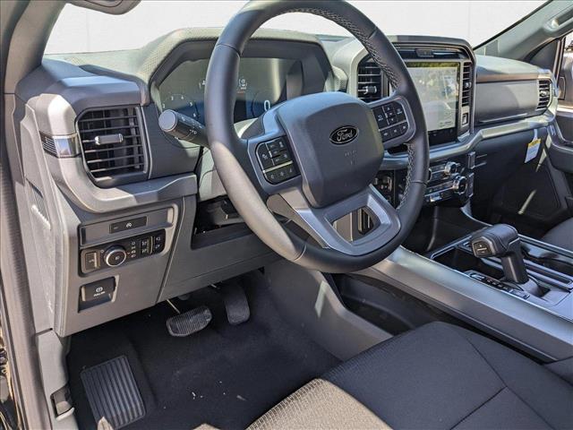 2025 Ford F-150 XLT photo 3