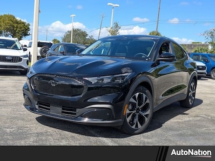 2025 Ford Mustang Mach-E Select SUV