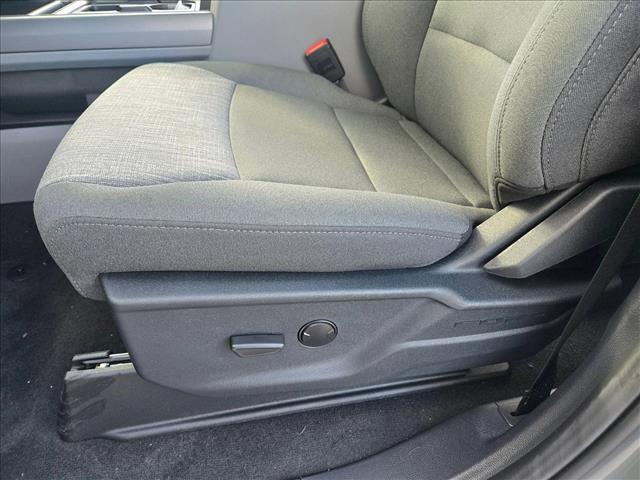 2026 Ford F-250 XLT photo 4