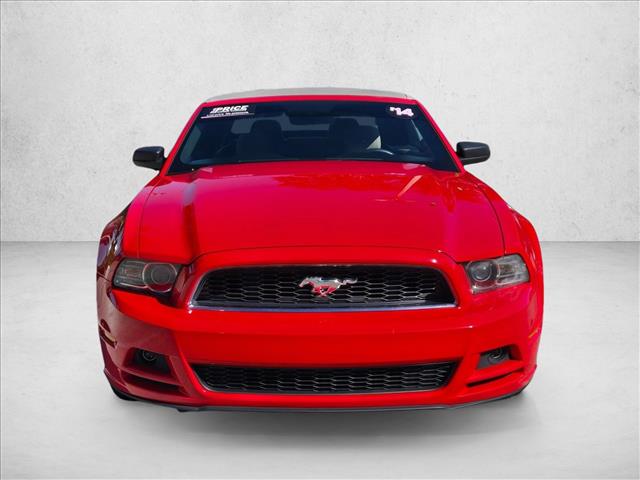 2014 Ford Mustang V6 Convertible photo 2