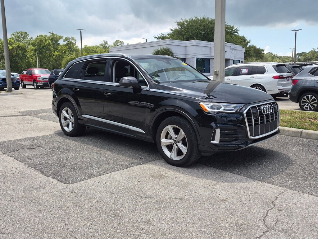 Used 2023 Audi Q7 Premium SUV