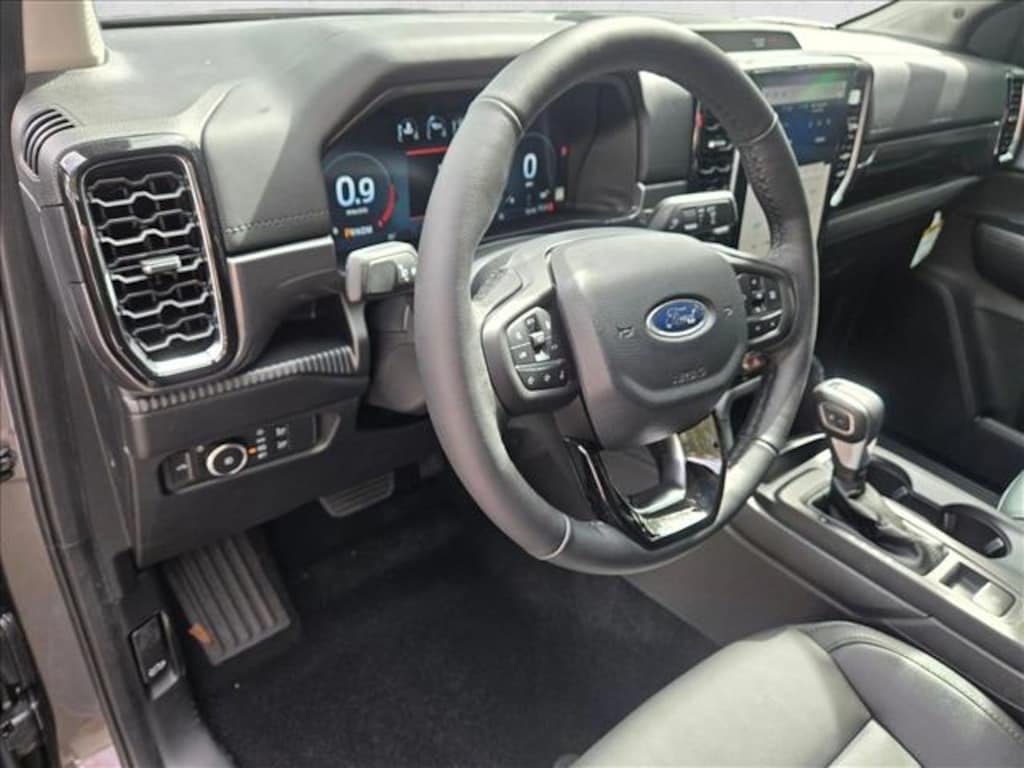 New 2025 Ford Ranger LARIAT Truck SuperCrew