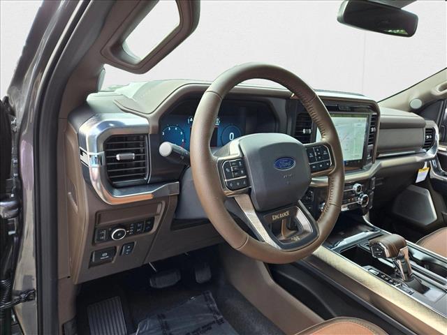 2025 Ford F-150 King Ranch photo 3