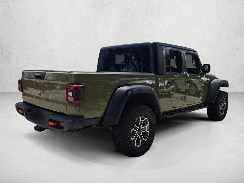 Used 2025 Jeep Gladiator Mojave Truck Crew Cab
