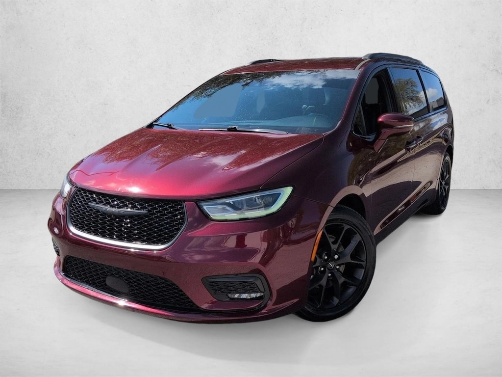 Used 2021 Chrysler Pacifica Touring L Van Passenger Van