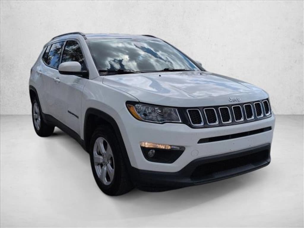Used 2018 Jeep Compass Latitude SUV