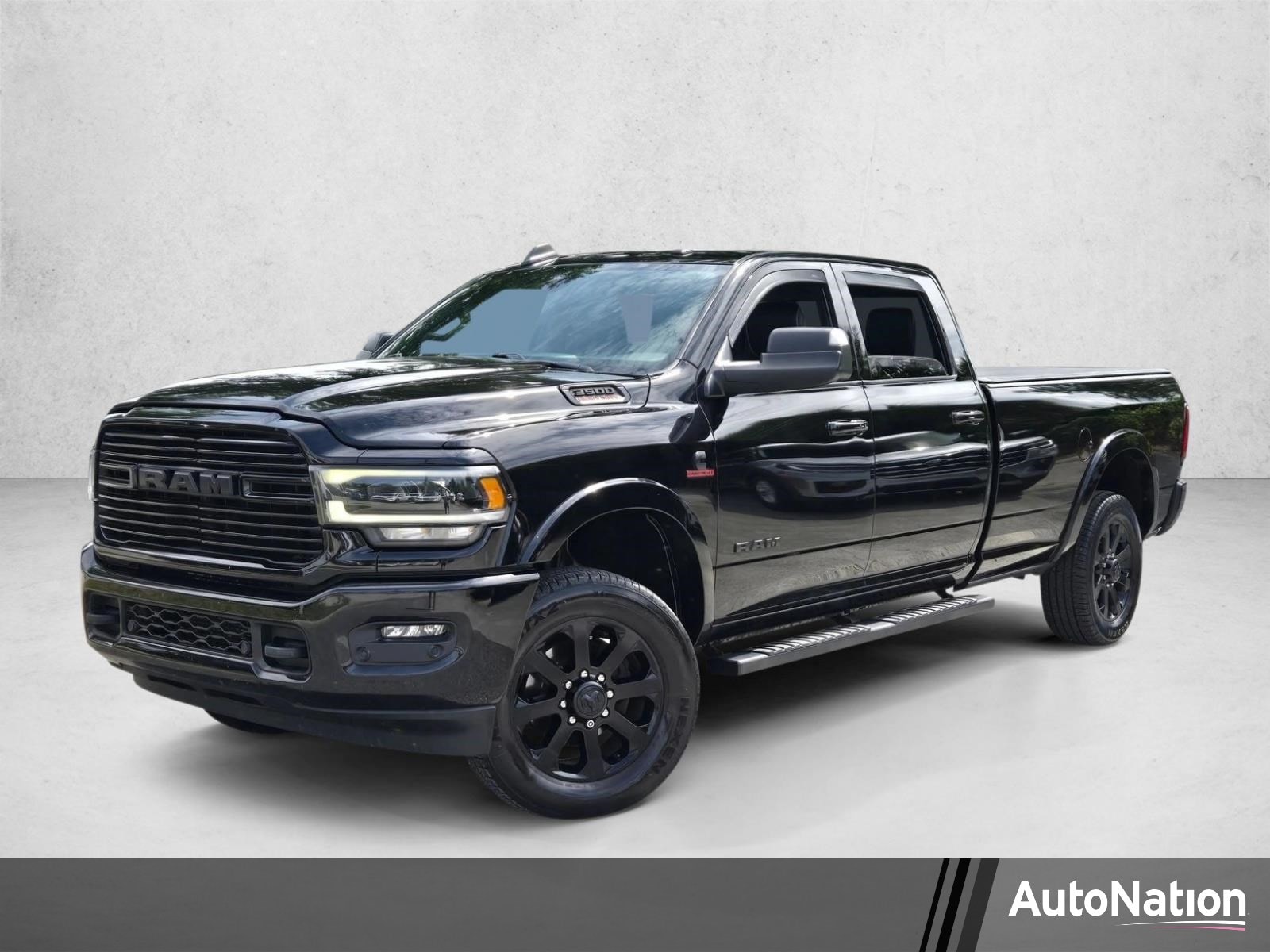 2022 RAM 3500 Laramie 4X4 Crew Cab LWB's photo