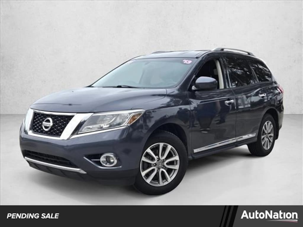 Used 2013 Nissan Pathfinder SL SUV