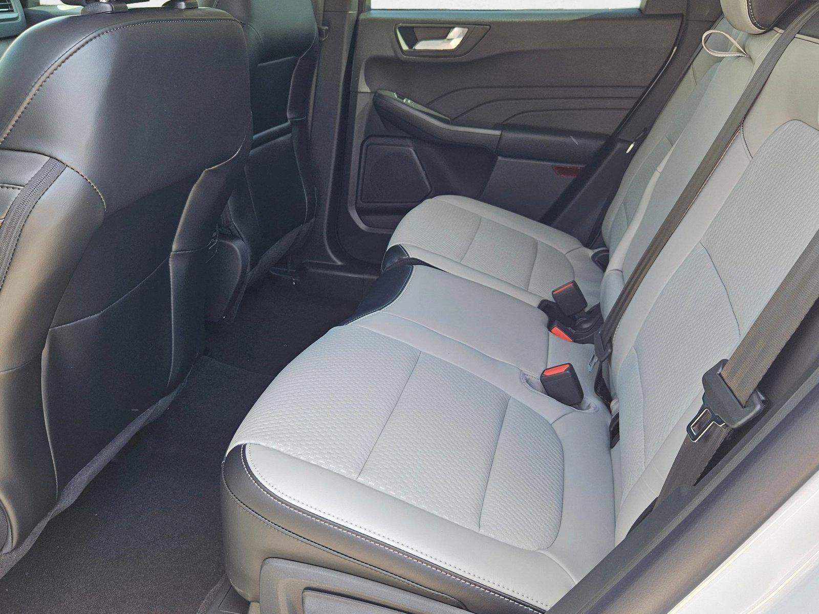 2025 Ford Escape Plug-in hybrid PHEV - Photo 15