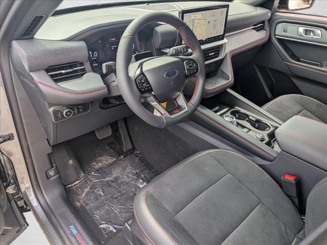 2025 Ford Explorer ST photo 3