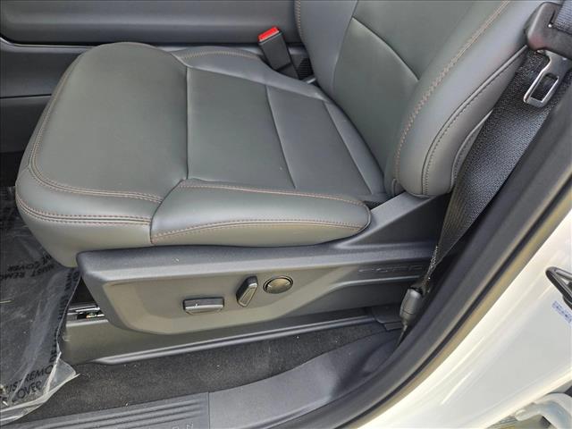 2025 Ford Expedition MAX photo 4
