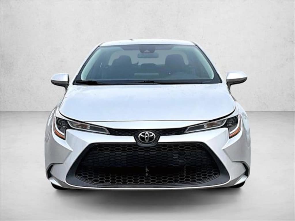 Used 2022 Toyota Corolla LE Sedan