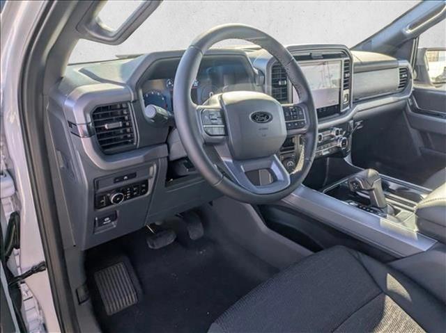 2025 Ford F-150 XLT photo 2
