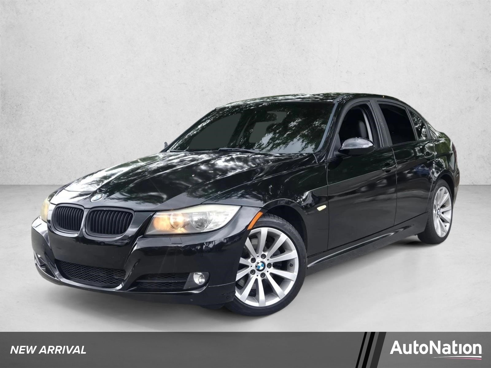2011 BMW 3 Series 328i Sedan's photo