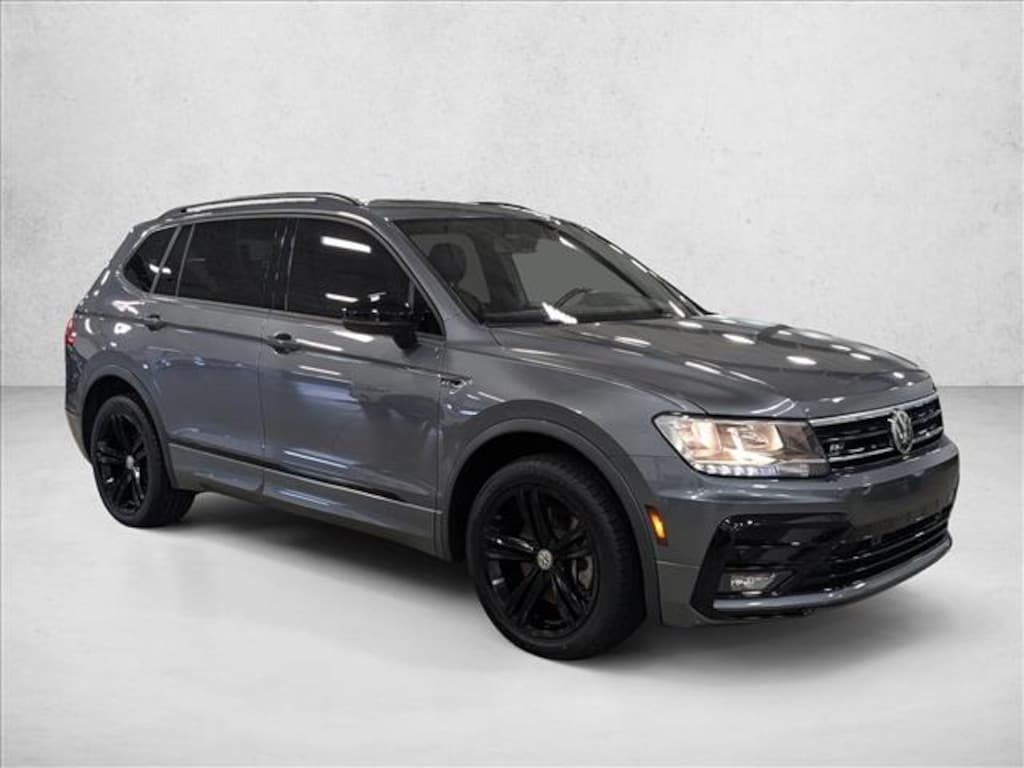 Used 2019 Volkswagen Tiguan SE SUV