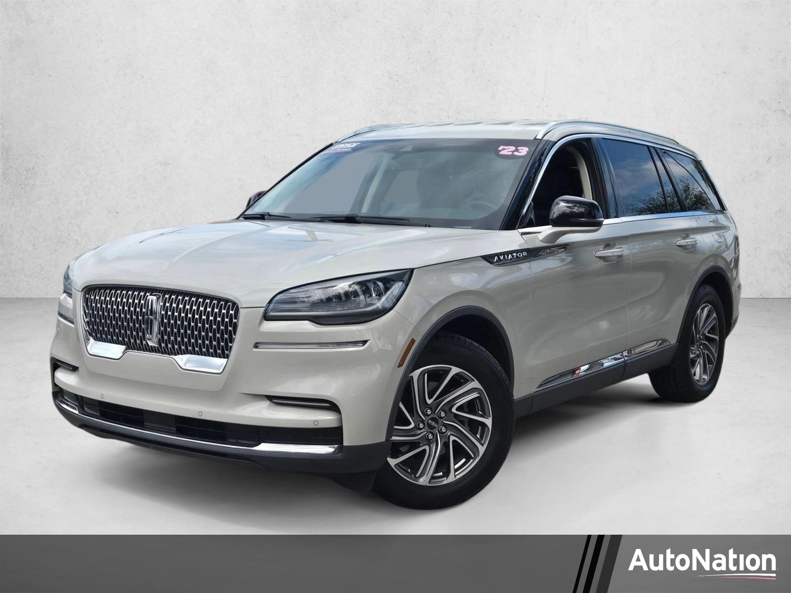 2023 Lincoln Aviator RWD's photo