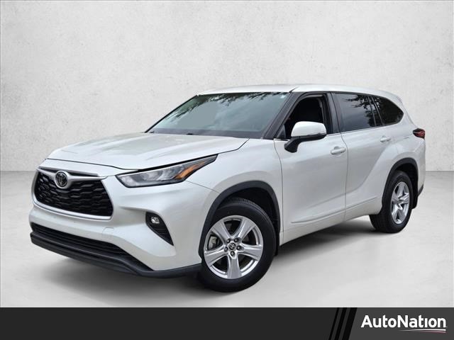 2020 Toyota Highlander LE