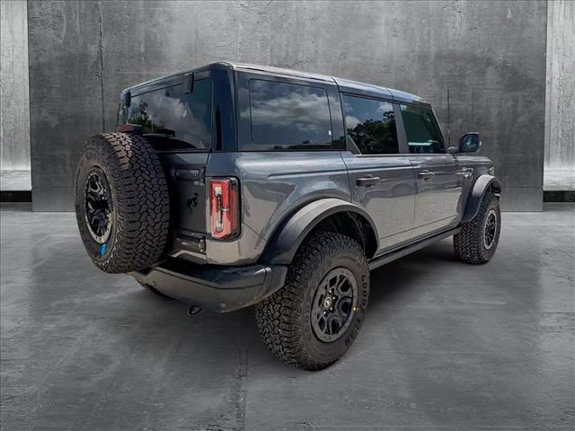 2025 Ford Bronco Badlands photo 2