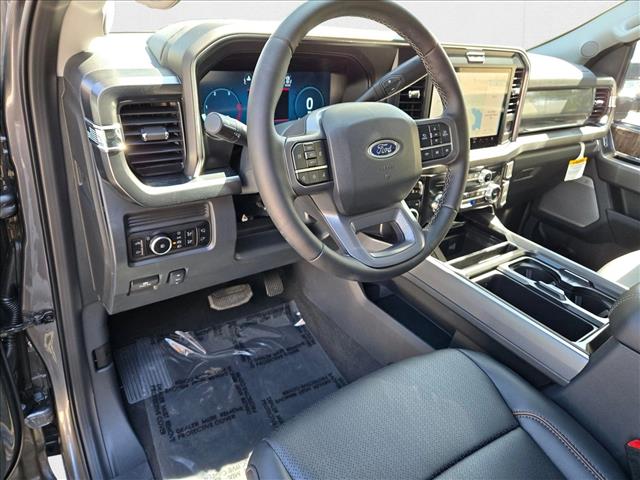 2026 Ford F-250 Lariat photo 3