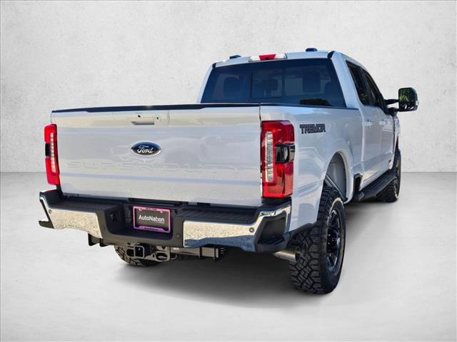 2026 Ford F-250 Lariat photo 2