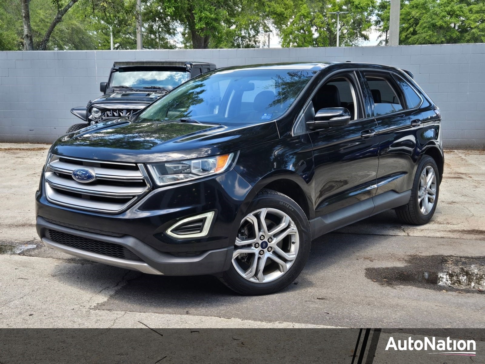 2018 Ford Edge Titanium's photo