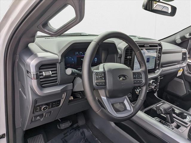 2025 Ford F-150 XLT photo 3