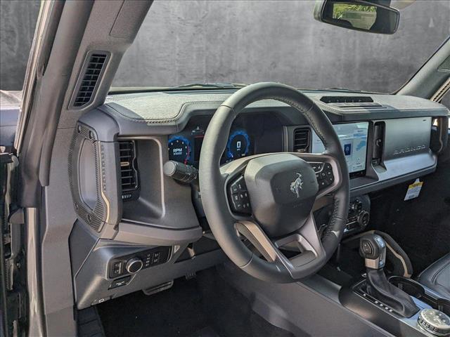 2025 Ford Bronco Badlands photo 3