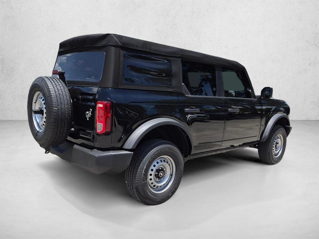 New 2026 Ford Bronco Base SUV