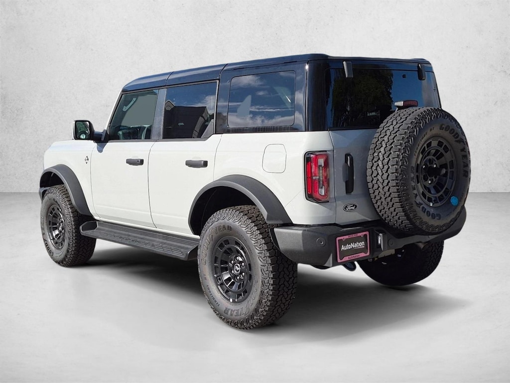 New 2026 Ford Bronco Outer Banks SUV