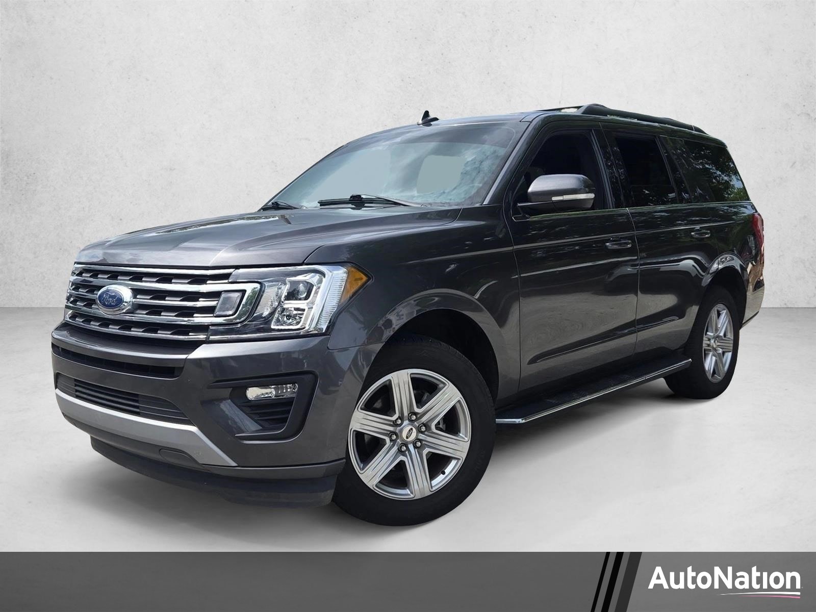 2021 Ford Expedition XLT's photo