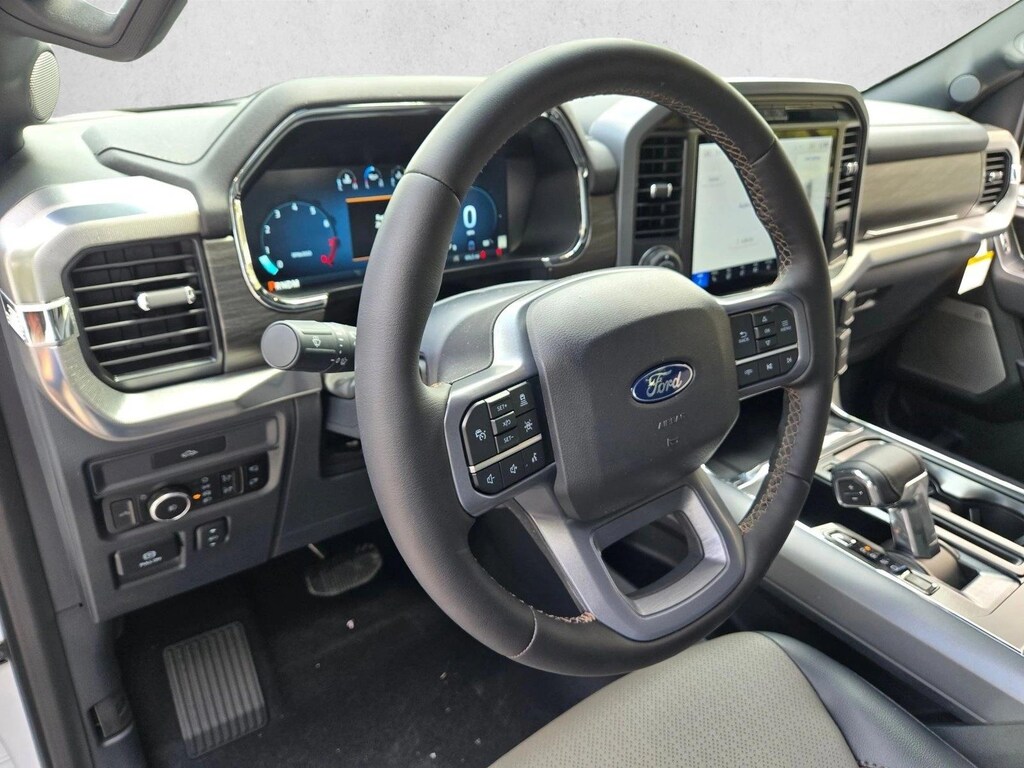 New 2026 Ford F-150 LARIAT Truck SuperCrew Cab