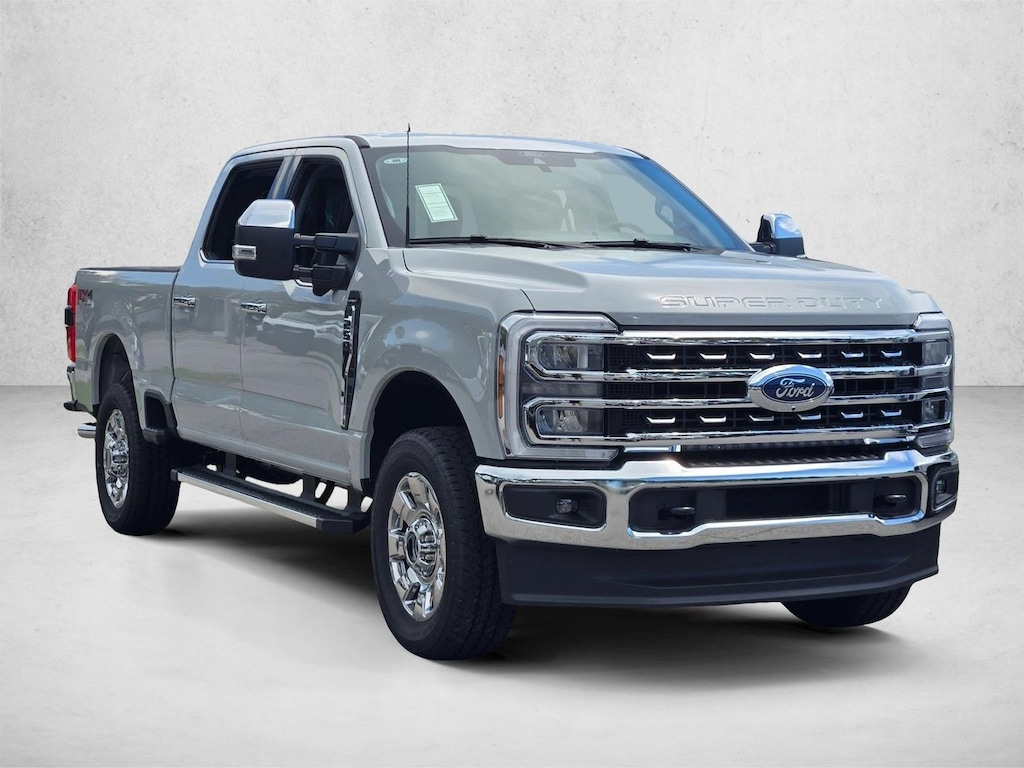 New 2026 Ford F-250 LARIAT Truck Crew Cab